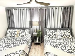 LUX 2BR True Ski InOut- King3Queens Lift - 6