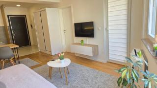 Zebra Premium Apartment with private Free Parking - 9