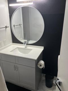 2000 a month fully furnished - 6