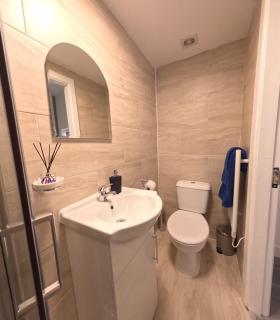 J - Relaxing Double Room City Centre Sheffield - 1
