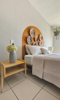 Vista Tower Skyline 3BRM Apt Rooftop Pool and Gym - 9