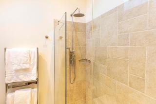 The Rose & Crown In Trent - 9