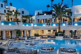 Palms Place Hotel - 9