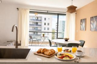 Apartment in Cozy Home - 5