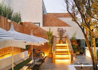 Silver Lake Pool & Inn - 4