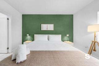 Relax & Unwind, Cozy Studio Steps from the Beach - 1