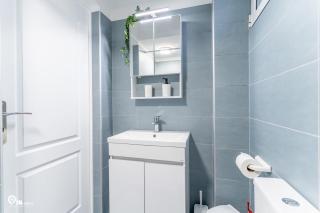 Heaven Silence Suite In Athens Egaleo - 6