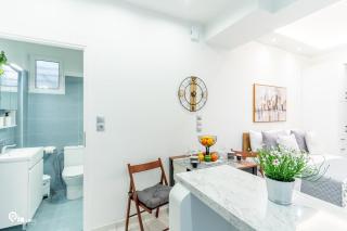 Heaven Silence Suite In Athens Egaleo - 1