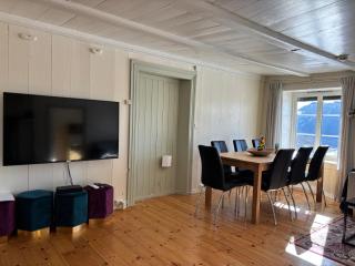 Hafjell Farmhouse with EV outlet - 1