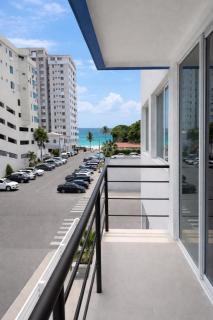 Elegant Chipipe Apartment Walk to the Beach - 0