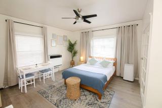 Coastal Suite by Downtown, Cnv Cntr, Pike, Beach - Studio - Studio - 0