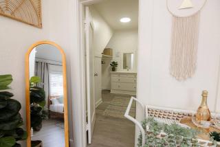 Coastal Suite by Downtown, Cnv Cntr, Pike, Beach - Studio - Studio - 2