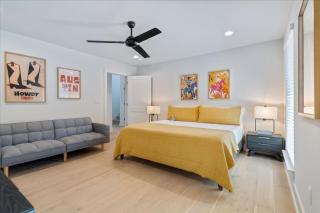 Spacious 5BR Central Austin Home Sleeps 13 - 7