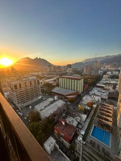 Departamento Centro de monterrey Familiar con Alberca y Gym - 3