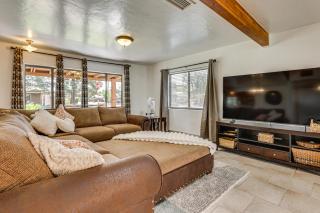 Walkable Uptown Gem! 3 Mi to Phoenix Mtns Preserve - 5