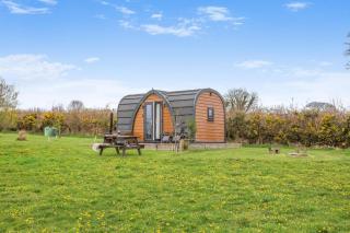 1 Bed in Laneast oc-h34164 - 0