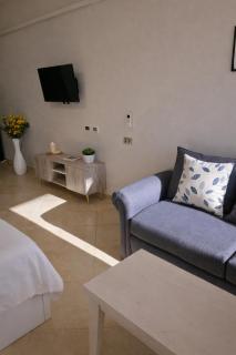 Luxury Pool View Boutique Studio, with Balcony, Hurghada, by Lotus - 4