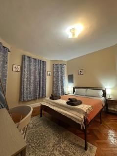 -No28- Cozy Spacious Room in a House - Steps away from Harvard Square & Red Line T Station at Cambridge Boston - 7
