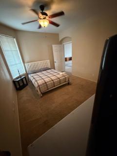 Goodyear Cul-de-sac Room 5 - 9