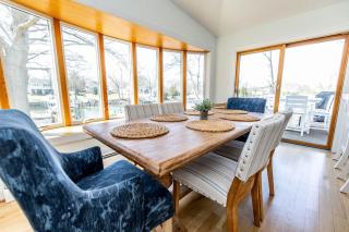 6BR 3 Bath Waterfront Home w Private Dock & Views - 8