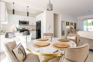 Luxury apartments rd king-size bed & pool - 5