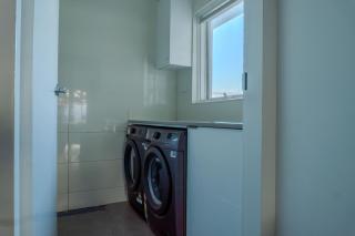 Largs Bay Jetty front Esplanade Stay minutes away from City Oval - 2