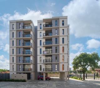 Modern and Cozy 2 BR Apt with Pool Free Parking - 3