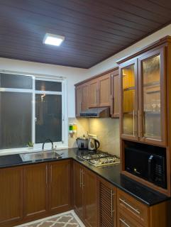 The Lakeside Stay - 6