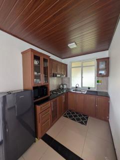 The Lakeside Stay - 3