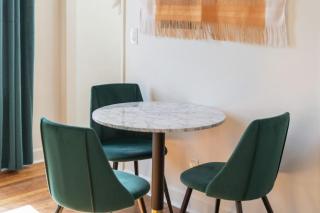 The Phoenix Modern Apt - 5