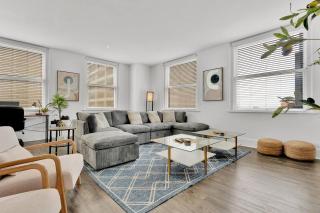 Spacious Condo Downtown Fort Worth, Free Parking, Gym - 0