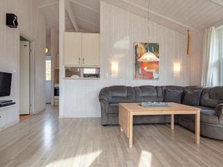6 person holiday home in GROEMITZ - Grömitz - 1