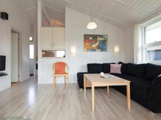 6 person holiday home in GROEMITZ - 7