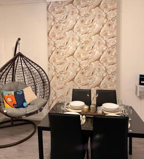 Walsall Comfort Home 3Bedroom Retreat Sleeps 6 - 4