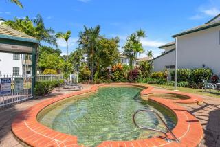 Costa Royale Beachfront Apartment - 9