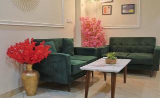 1 BHK luxury serviced apartment in secto - 6