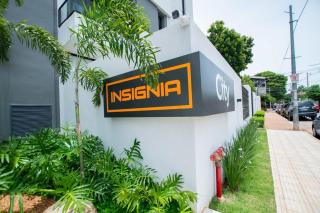 Luxury 2BR Apartment City Elegance with Pool & Gym - 3