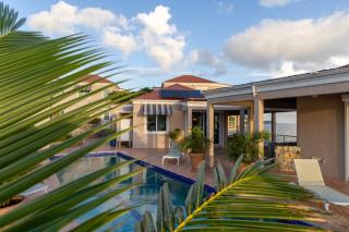 Cliffside Private Luxury Pool Estate - 7