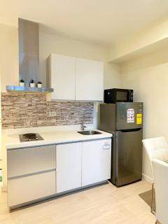 1BR Condotel in Azure Urban Resort Near NAIA #BH1 - 8