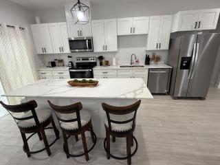 Newly built, private, and cozy - 8
