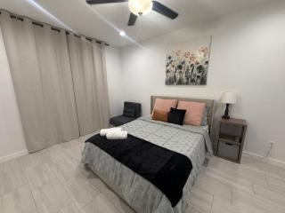 Newly built, private, and cozy - 7