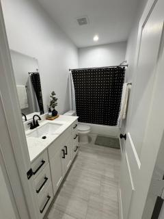 Newly built, private, and cozy - 3
