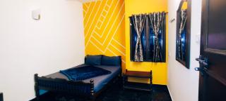 Swarna tourist home - 4