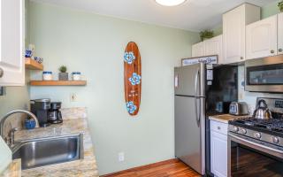 Kihei Akahi #C-520 Tastefully Updated, Corner Studio on 5th Floor, A/C - 2