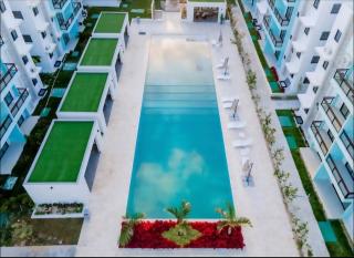 Golden Luxury Vacation Home With Balcony - 4