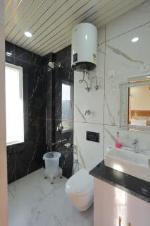 Supreme Sapphire Kufri - 6