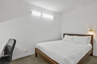 Central 2 Bed Apartment Near Melbourne CBD - 5