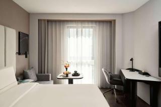 Atour Hotel Shanghai Xuhui Longhua Riverside Plaza - 1