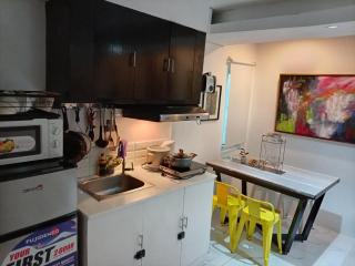 L1 Twin Bed Staycation in Bonifacio Global City - 8