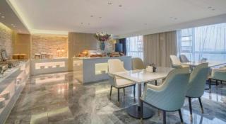 Lavande Hotel Xuchang Pangdonglai Hengdajinhui Plaza - 9